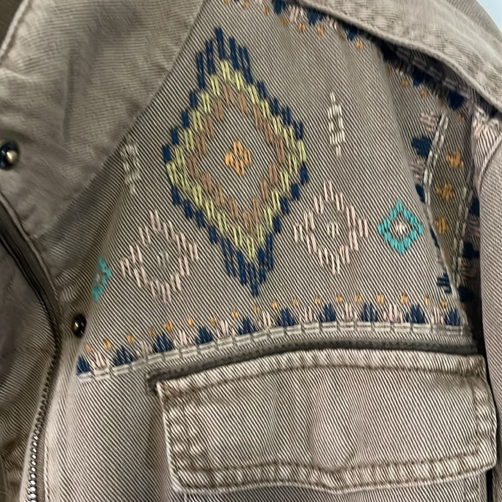 Sundance embroidered olive cargo jacket - Picture 2 of 12